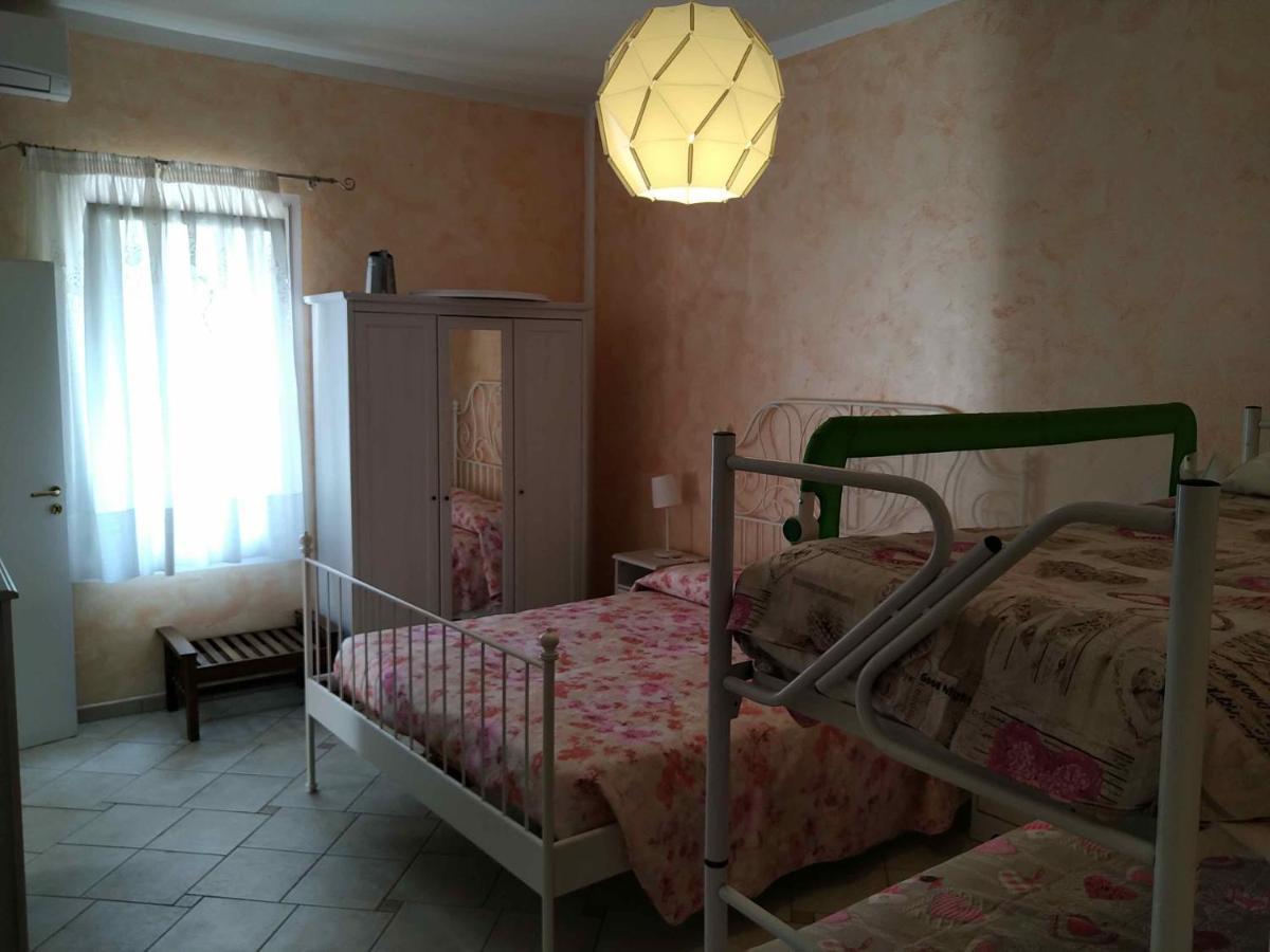 Agriturismo Ca' Isotta Castello di Serravalle ภายนอก รูปภาพ